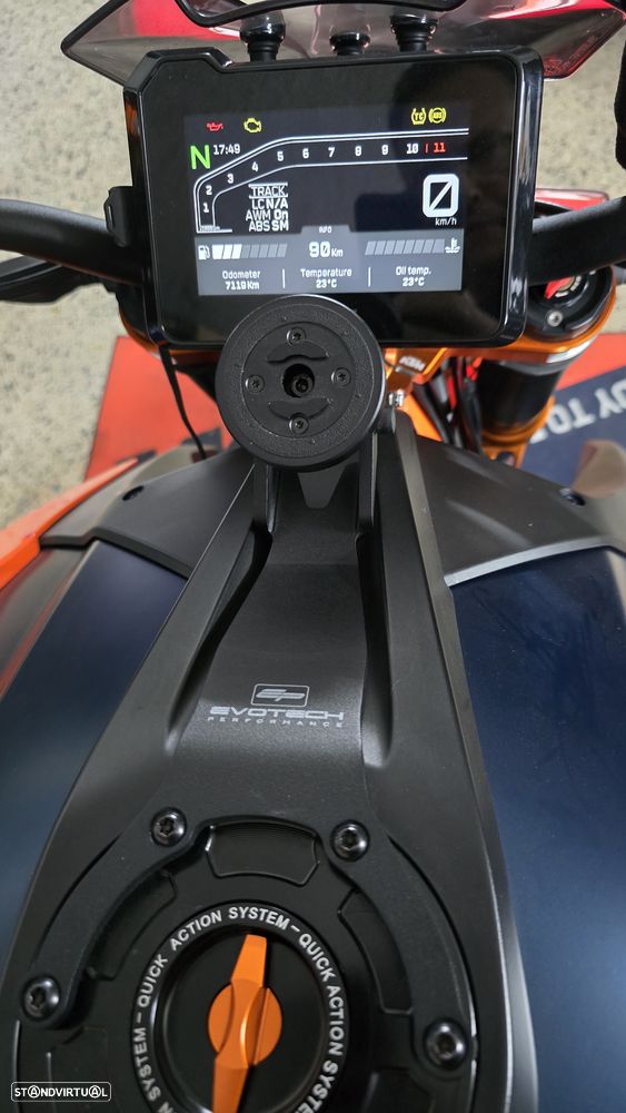 KTM Superduke 1290 Super Duke R - 10