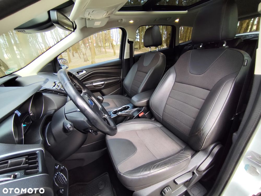 Ford Kuga 2.0 TDCi 4x4 Individual - 35
