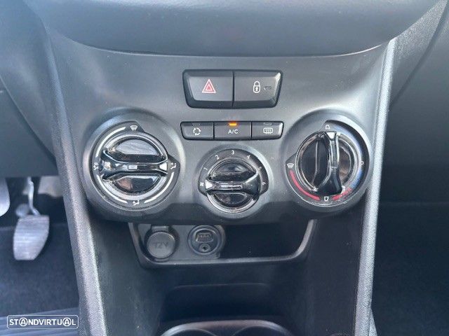 Peugeot 208 1.6 BlueHDi Style - 8