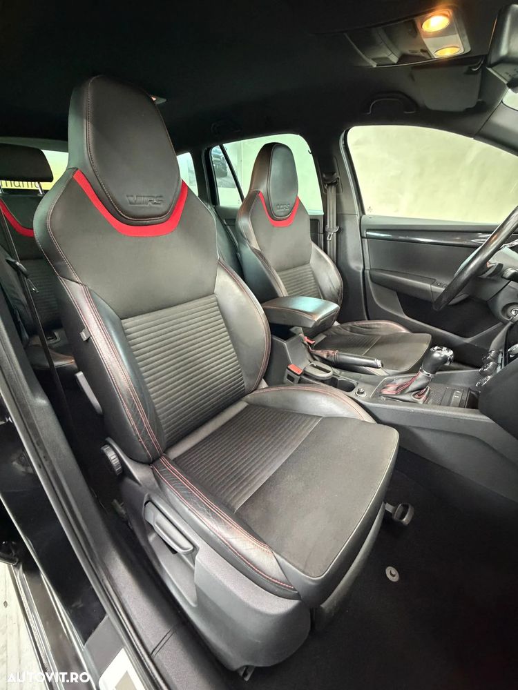 Skoda Octavia 2.0 TDI DSG RS - 17