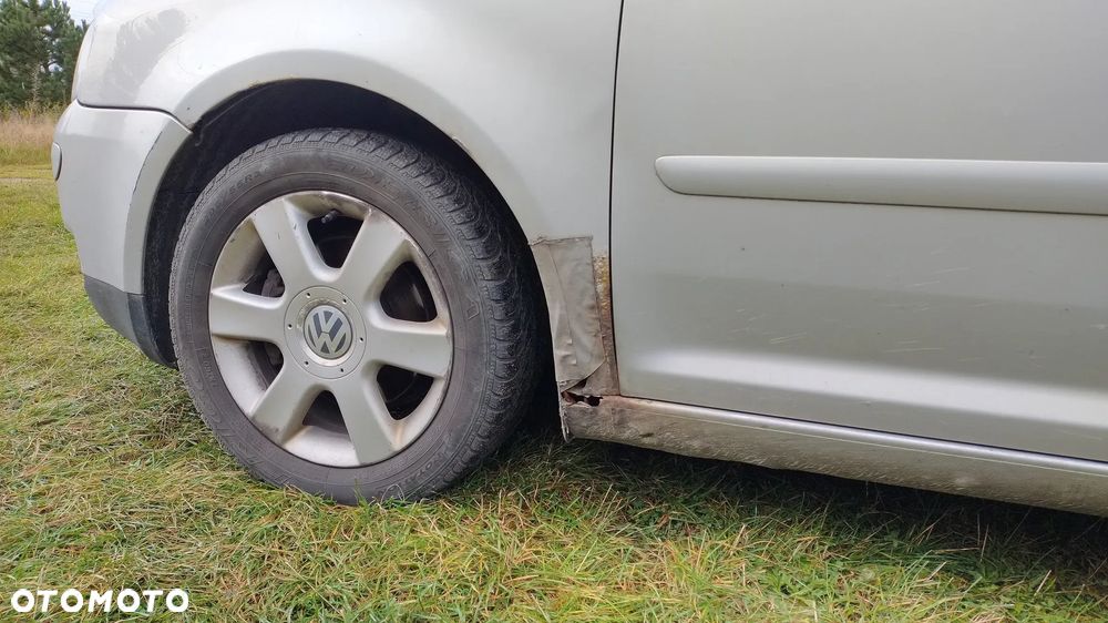 Volkswagen Touran - 8