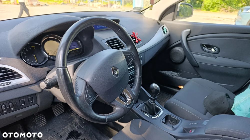 Renault Megane 1.2 16V TCE Energy Bose Edition - 4