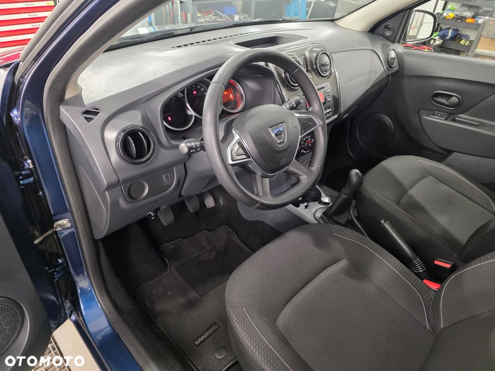Dacia Sandero 1.2 16V 75 Celebration - 33