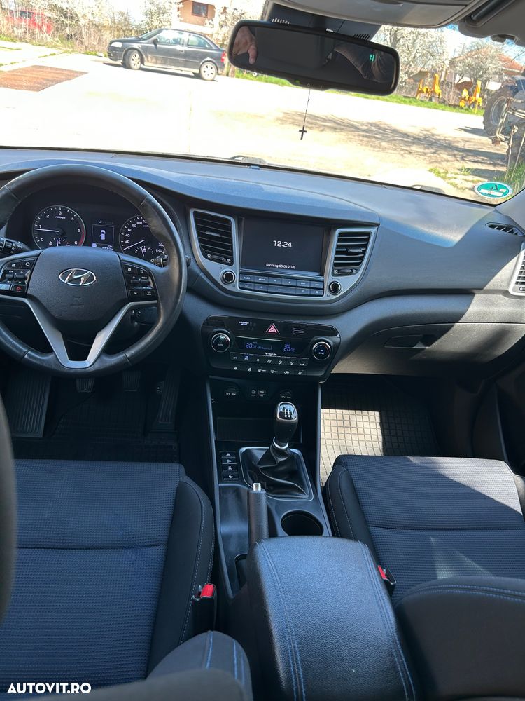 Hyundai Tucson 2.0 CRDI 4WD Premium - 5