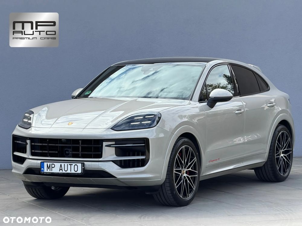 Porsche Cayenne - 1