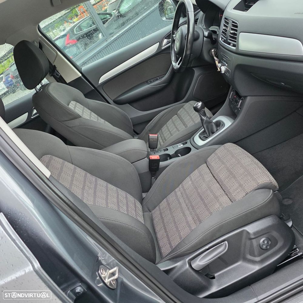 Audi Q3 2.0 TDI Sport - 9