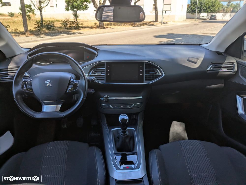 Peugeot 308 1.5 BlueHDi Allure Pack - 9