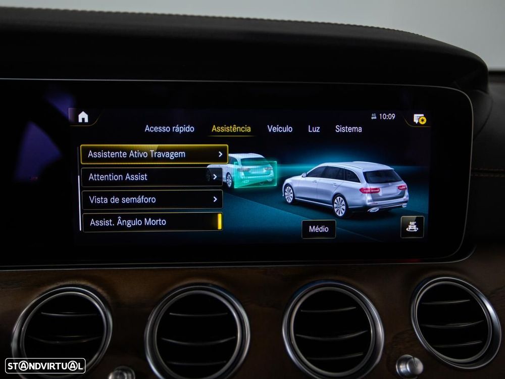 Mercedes-Benz E 300 T 9G-TRONIC AMG Line - 32