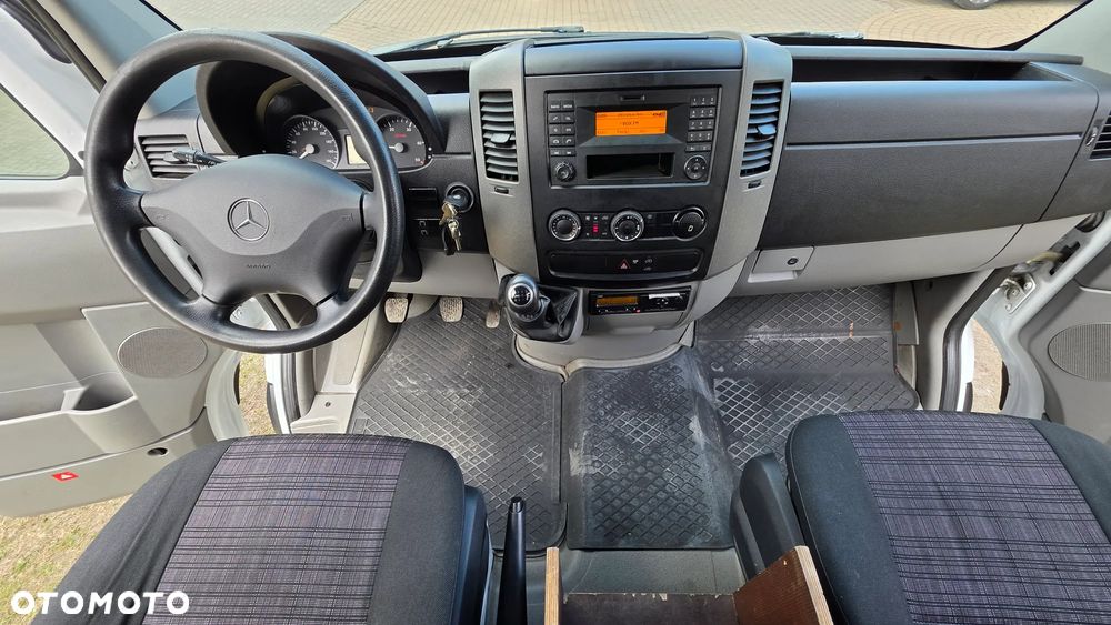 Mercedes-Benz SPRINTER BRYGADÓWKA - 25