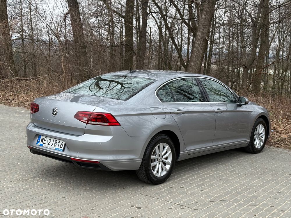 Volkswagen Passat 2.0 TDI EVO Business DSG - 3
