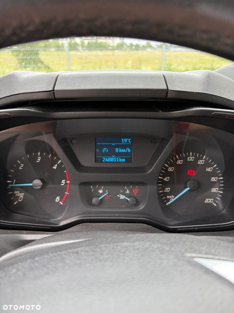 Ford Transit Custom - 14