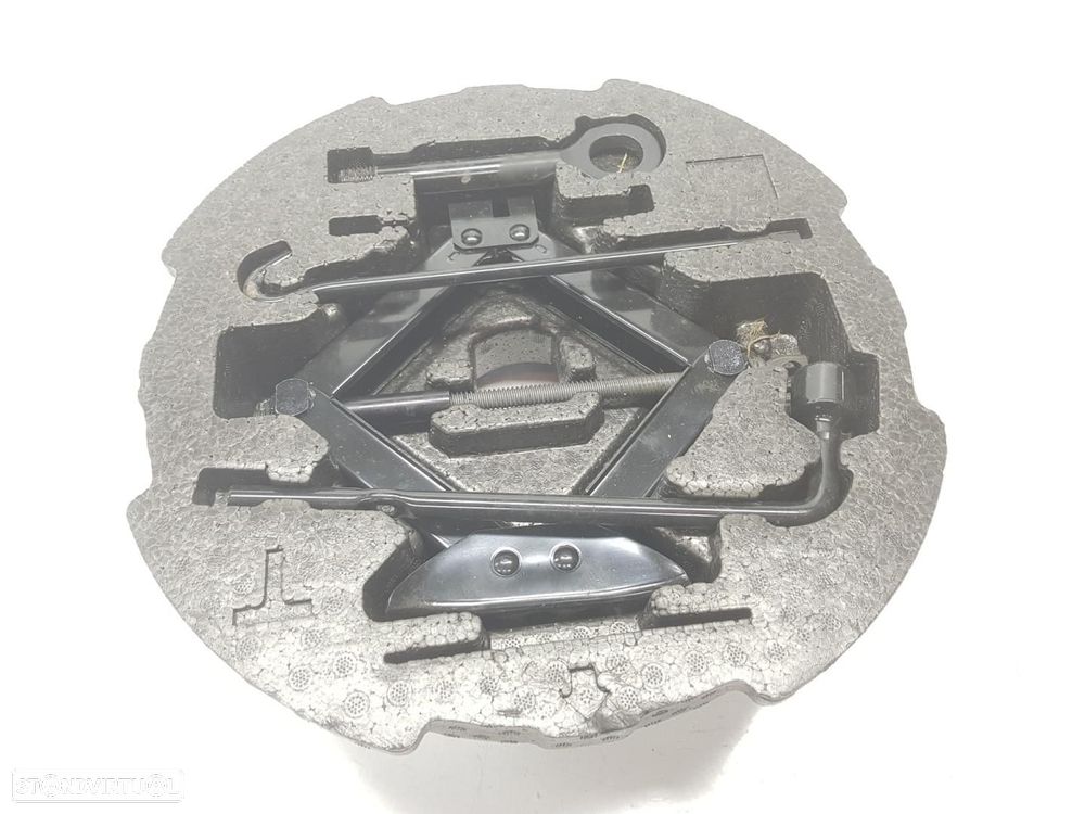 MACACO HYUNDAI VELOSTER FS - 1