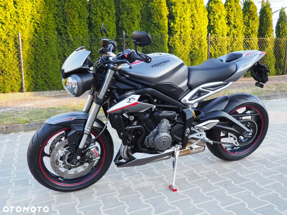 Triumph Street Triple - 7