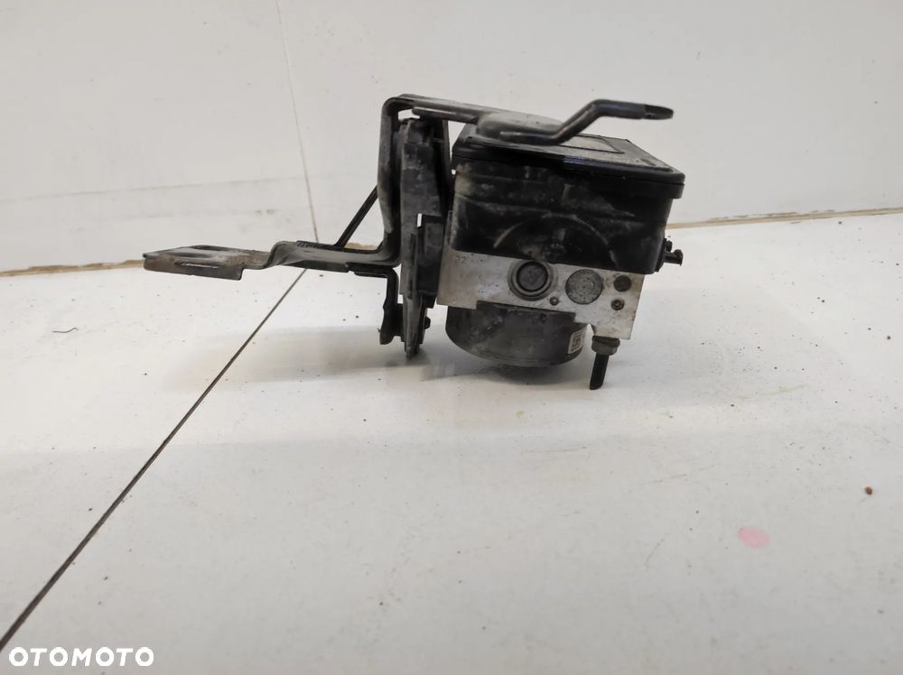 Pompa ABS Volkswagen PASSAT B8 2.0 TDI - 6