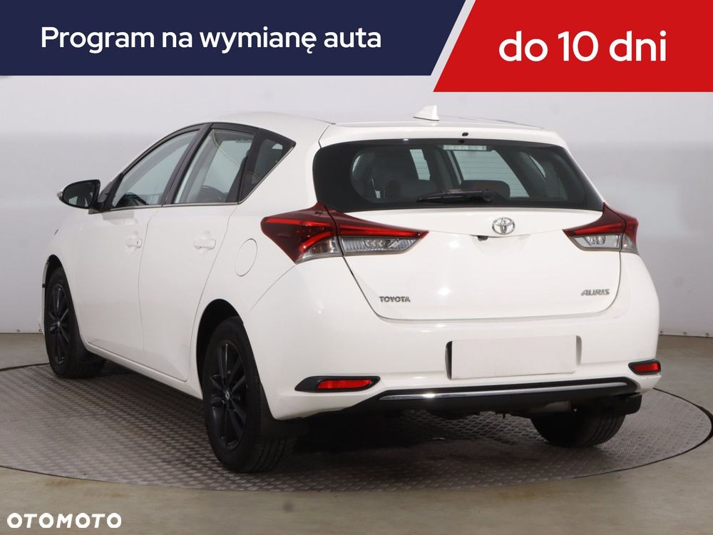 Toyota Auris - 5