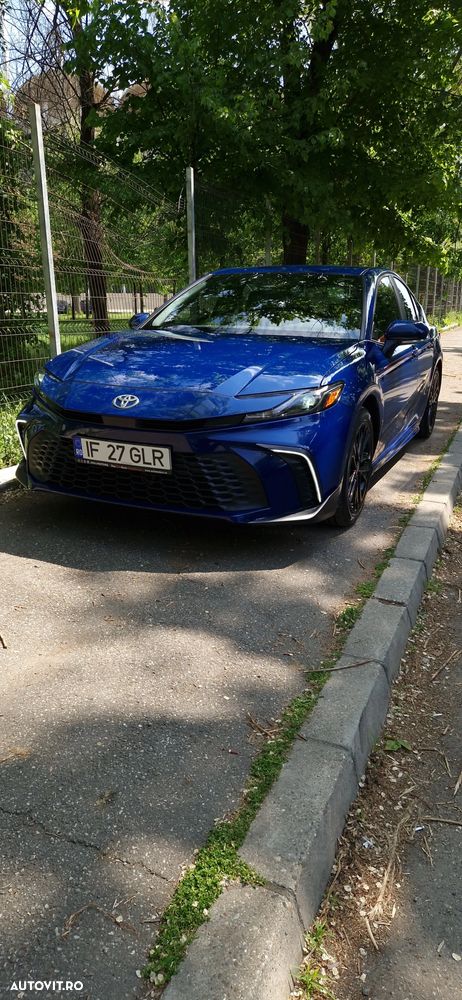 Toyota Camry Executive - 1