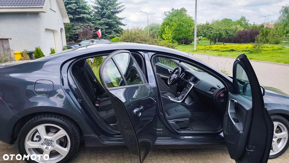 Volvo S60 D3 Geartronic Summum - 27