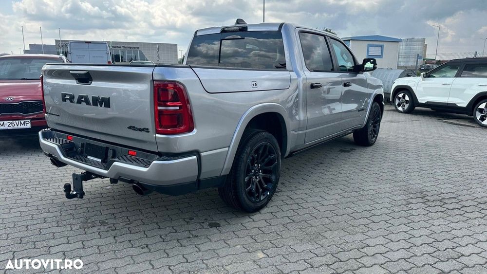 Dodge RAM - 8