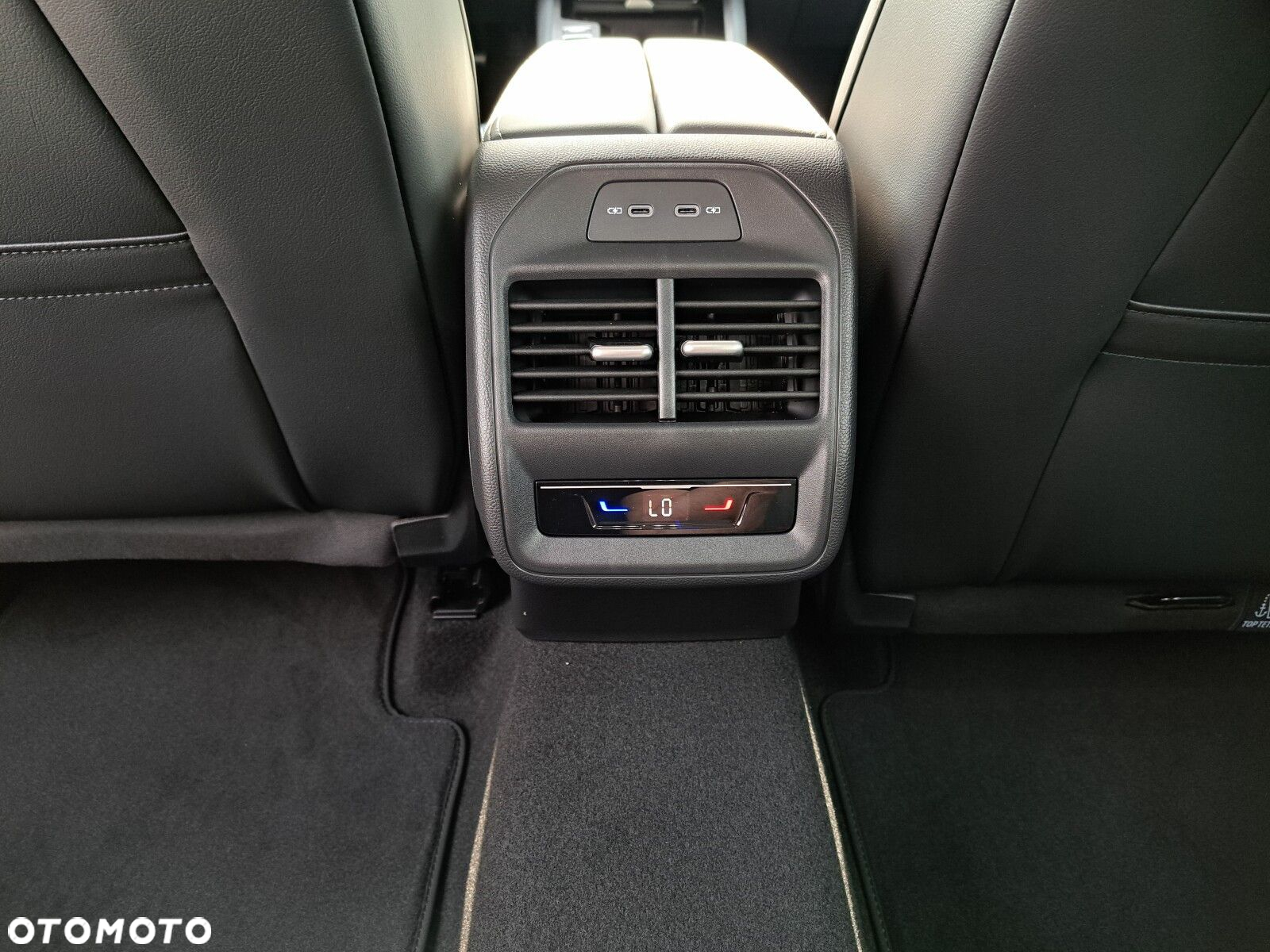 Volkswagen Passat 2.0 TDI EVO Elegance DSG - 36