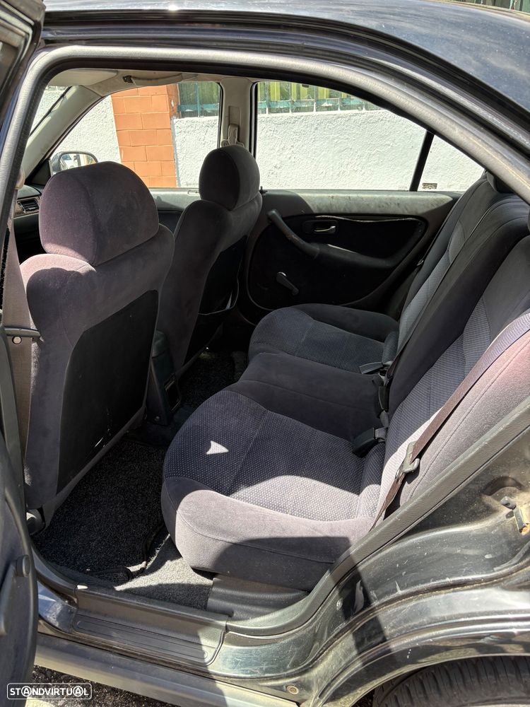 Honda Civic 1.5i - 6