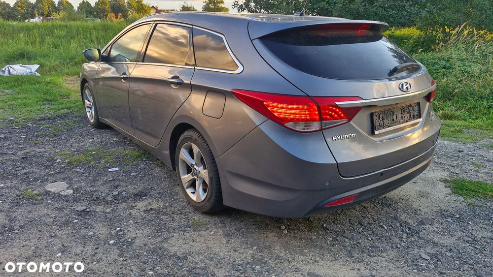 Hyundai i40 2.0 GDI Comfort + - 30