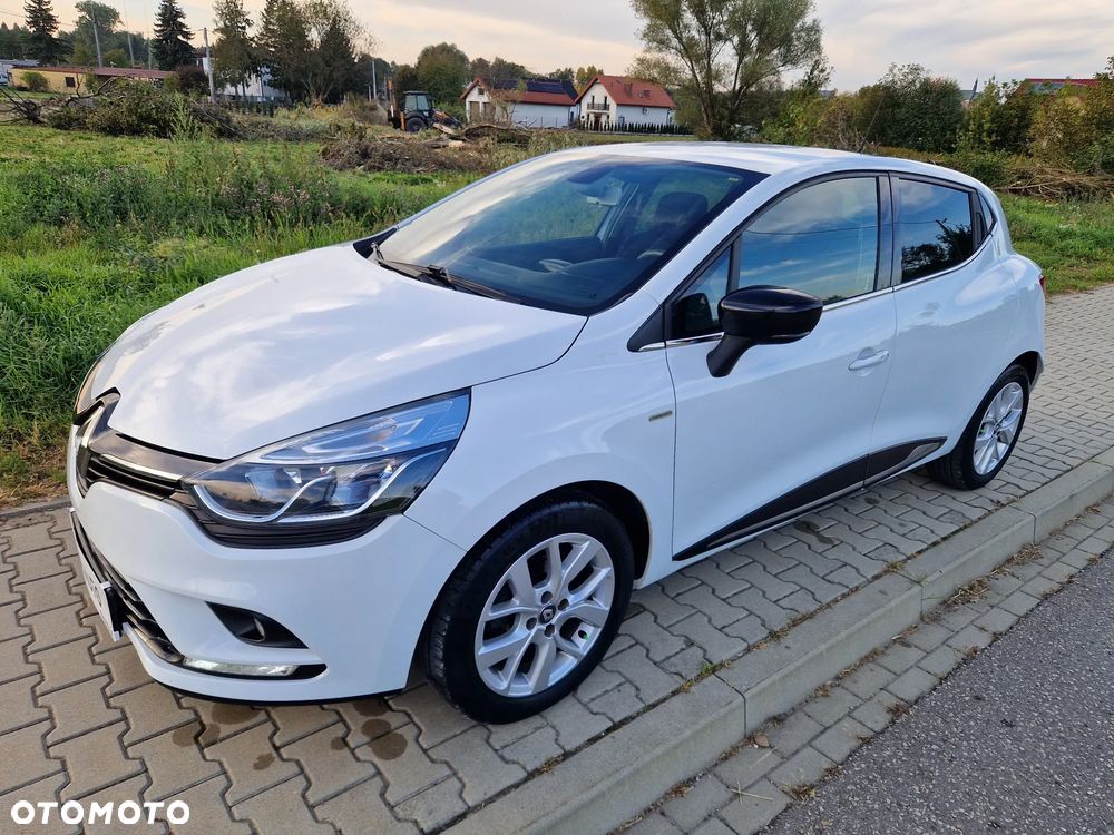 Renault Clio 0.9 TCe Limited - 29