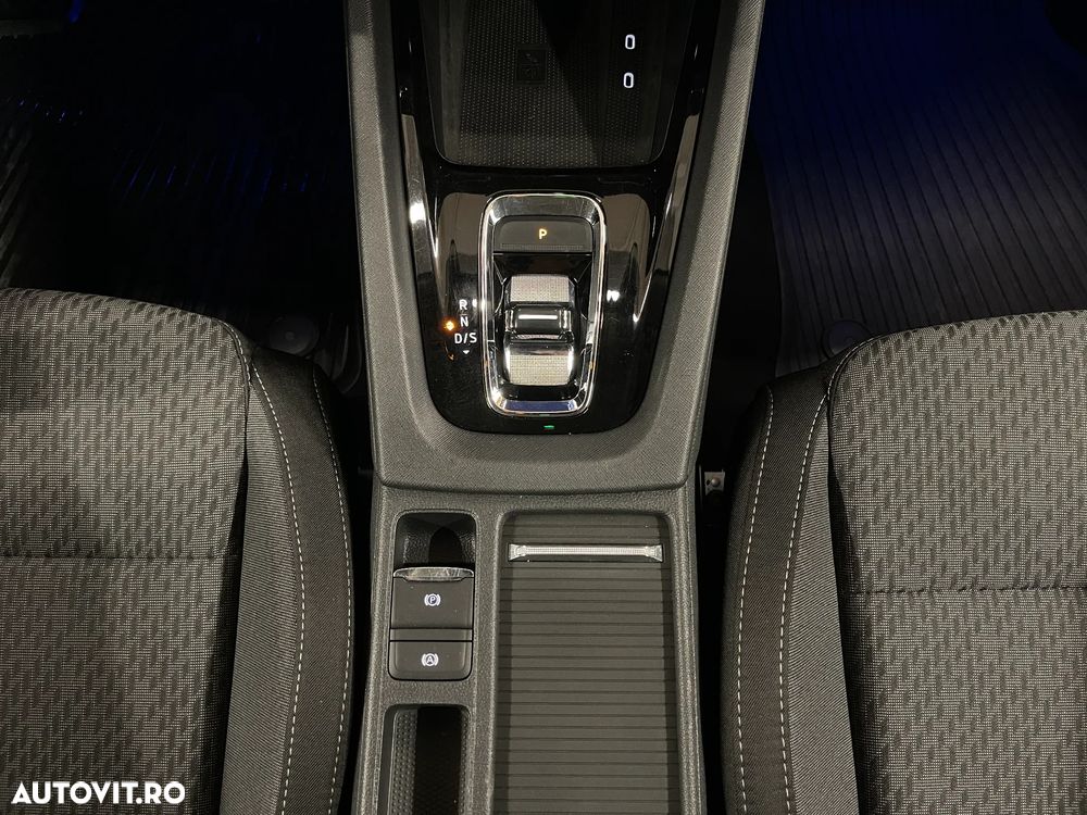 Skoda Octavia 2.0 TDI DSG Style - 23