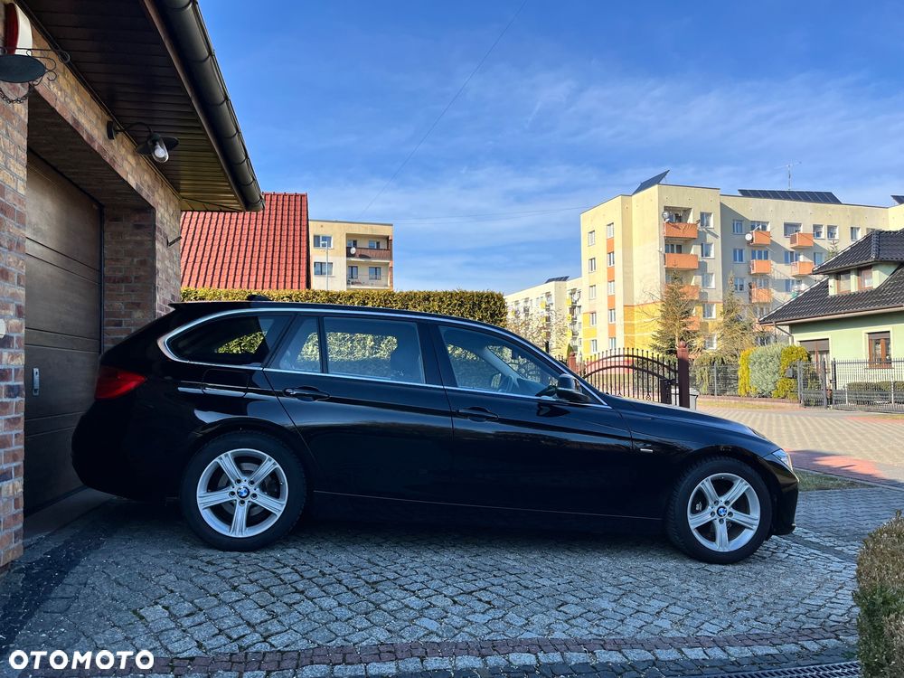 BMW Seria 3 318d Blue Performance Luxury Line - 4