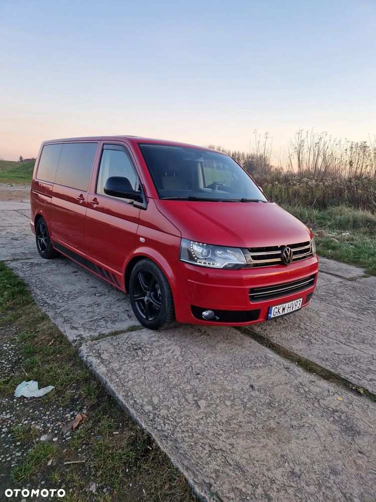 Volkswagen Multivan - 1