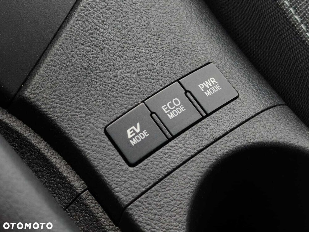 Toyota Auris Hybrid 135 Comfort - 26