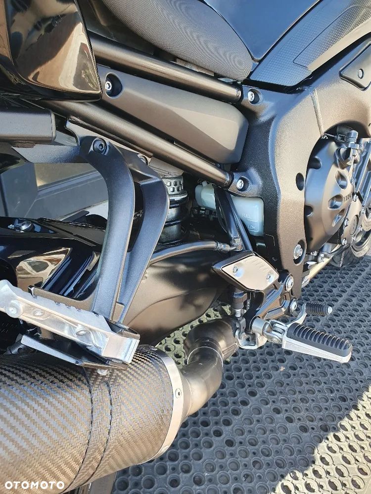 Yamaha FZ8 - 21