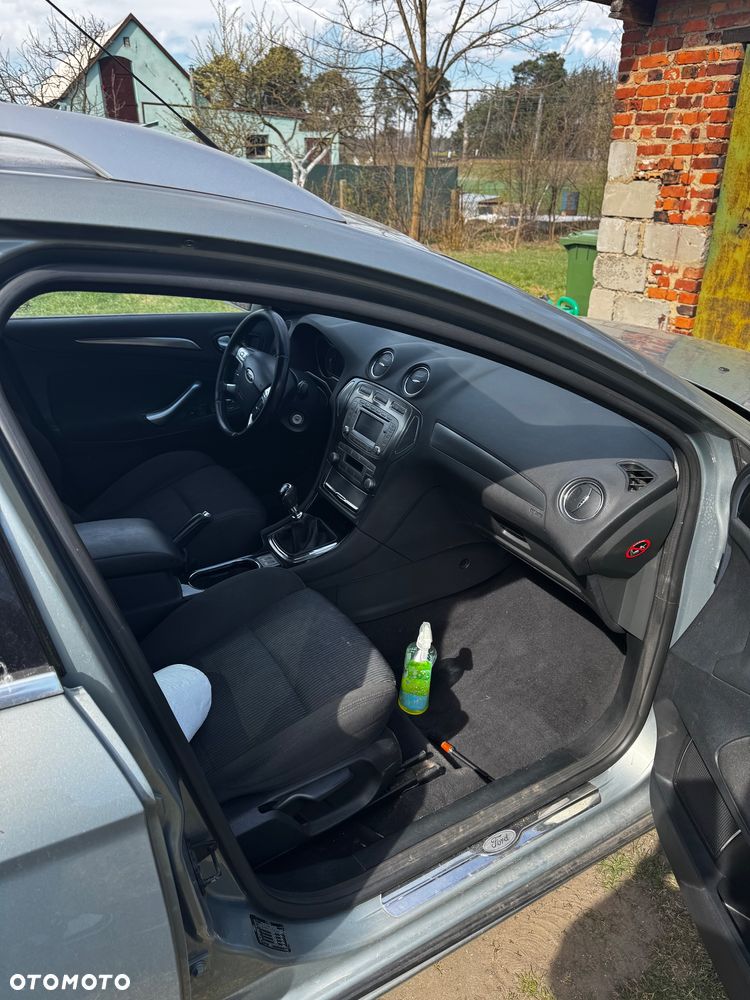 Ford Mondeo 2.0 TDCi Titanium - 8