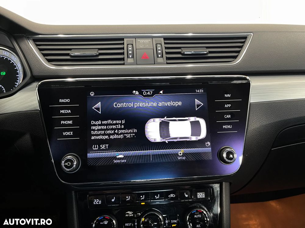 Skoda Superb 2.0 TDI DSG Ambition - 16