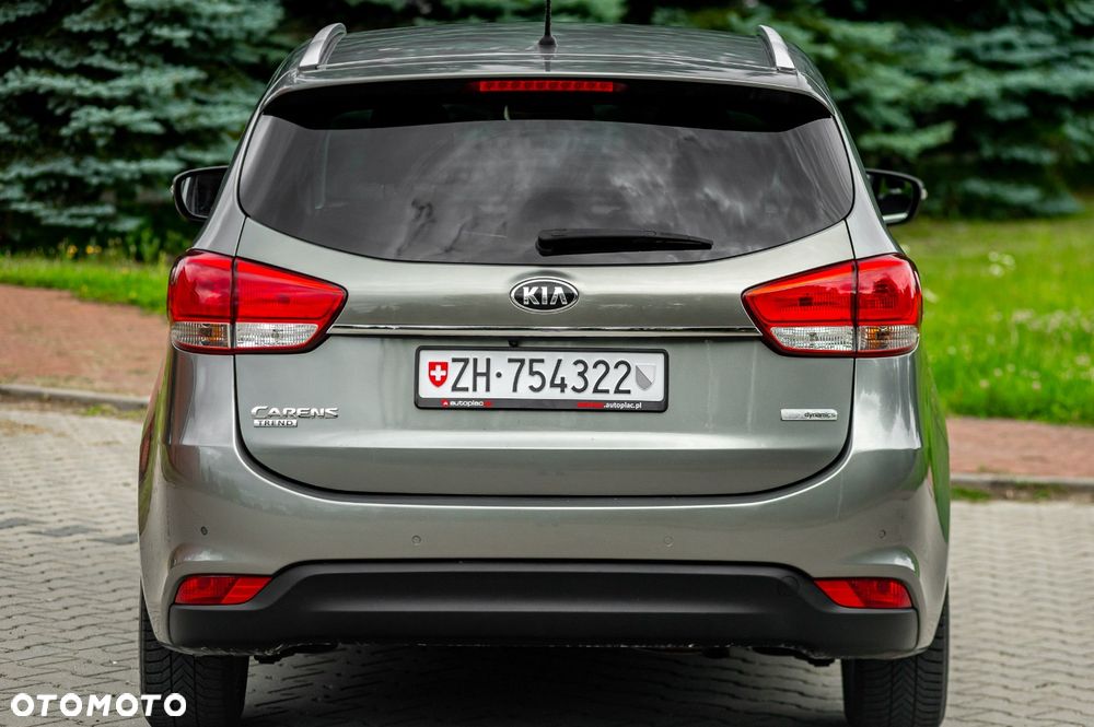 Kia Carens 1.6 GDI ISG Spirit - 13