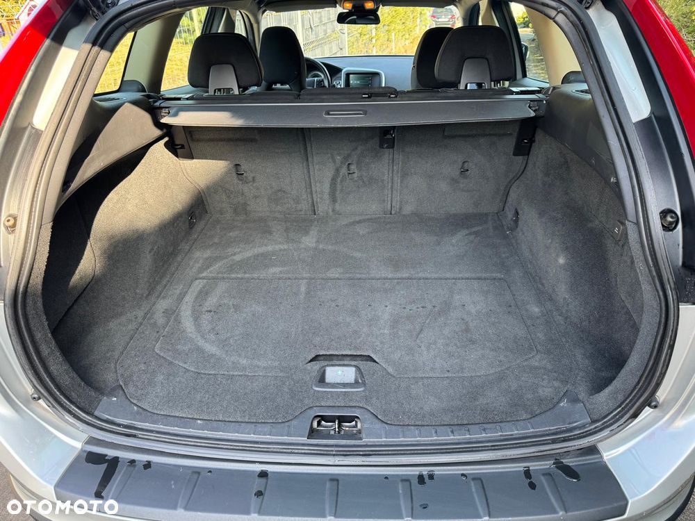 Volvo XC 60 T5 Powershift Momentum - 22