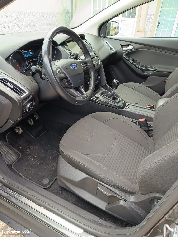Ford Focus 1.5 TDCi Titanium - 12