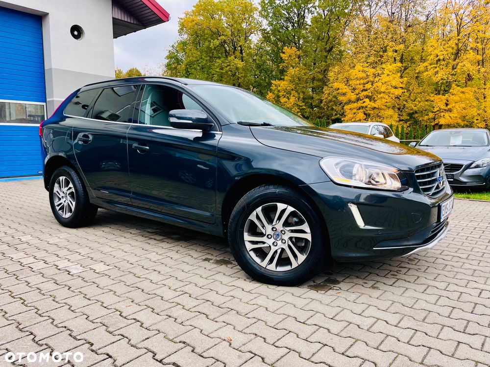 Volvo XC 60 D4 Momentum - 8