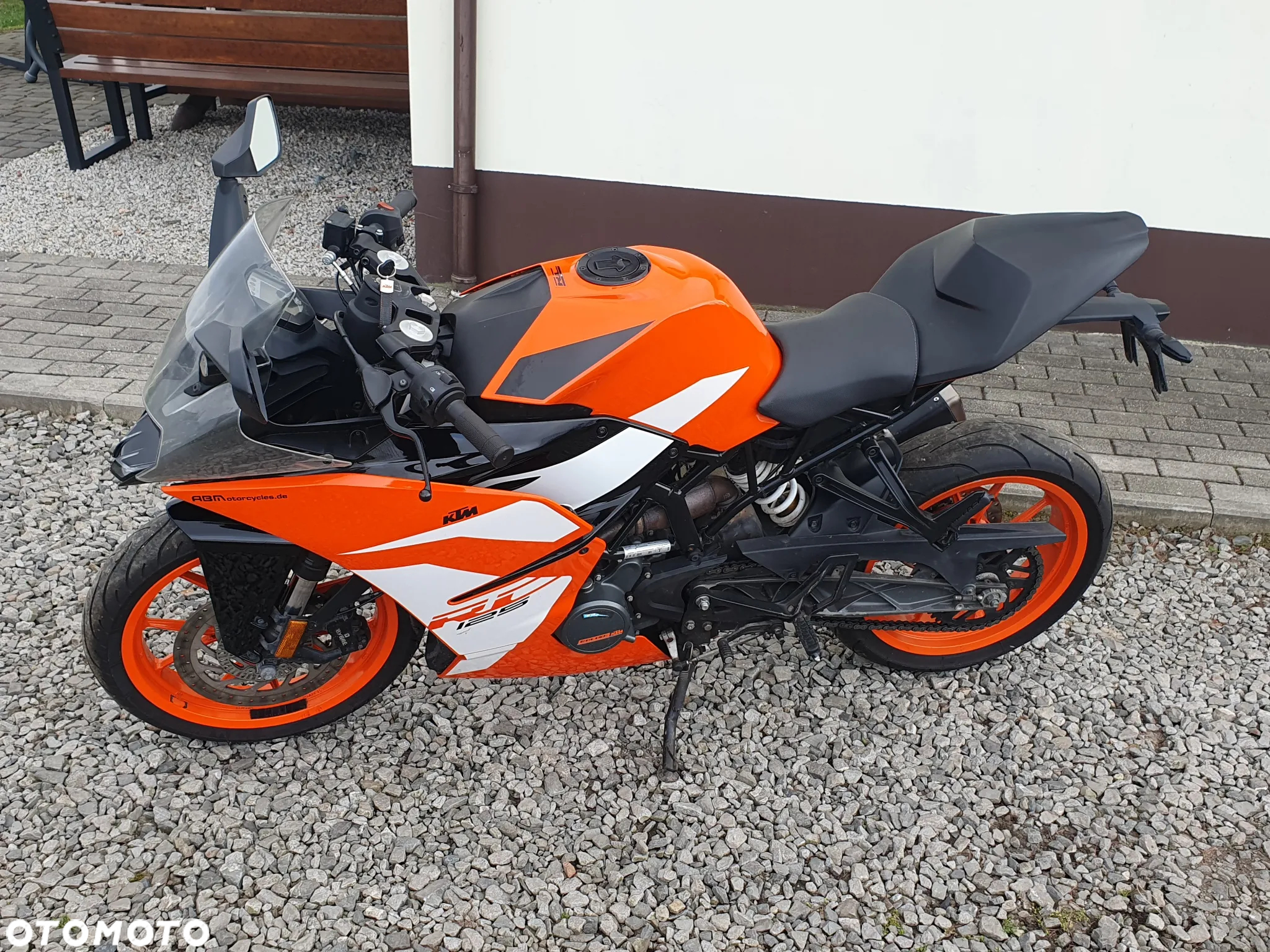 KTM RC 125 - 23