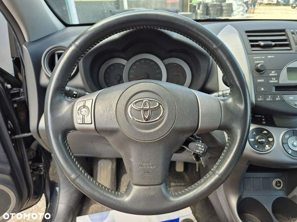 Toyota RAV4 - 21