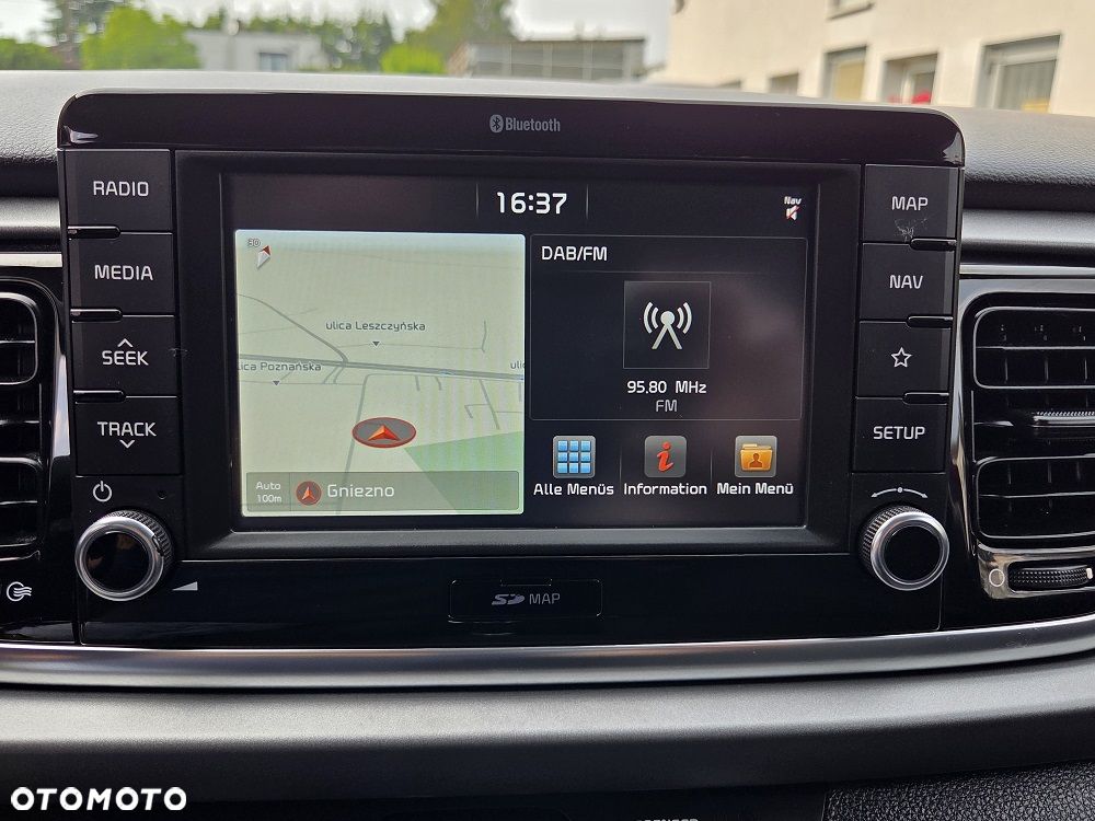 Kia Rio 1.2 Dream Team Edition - 21