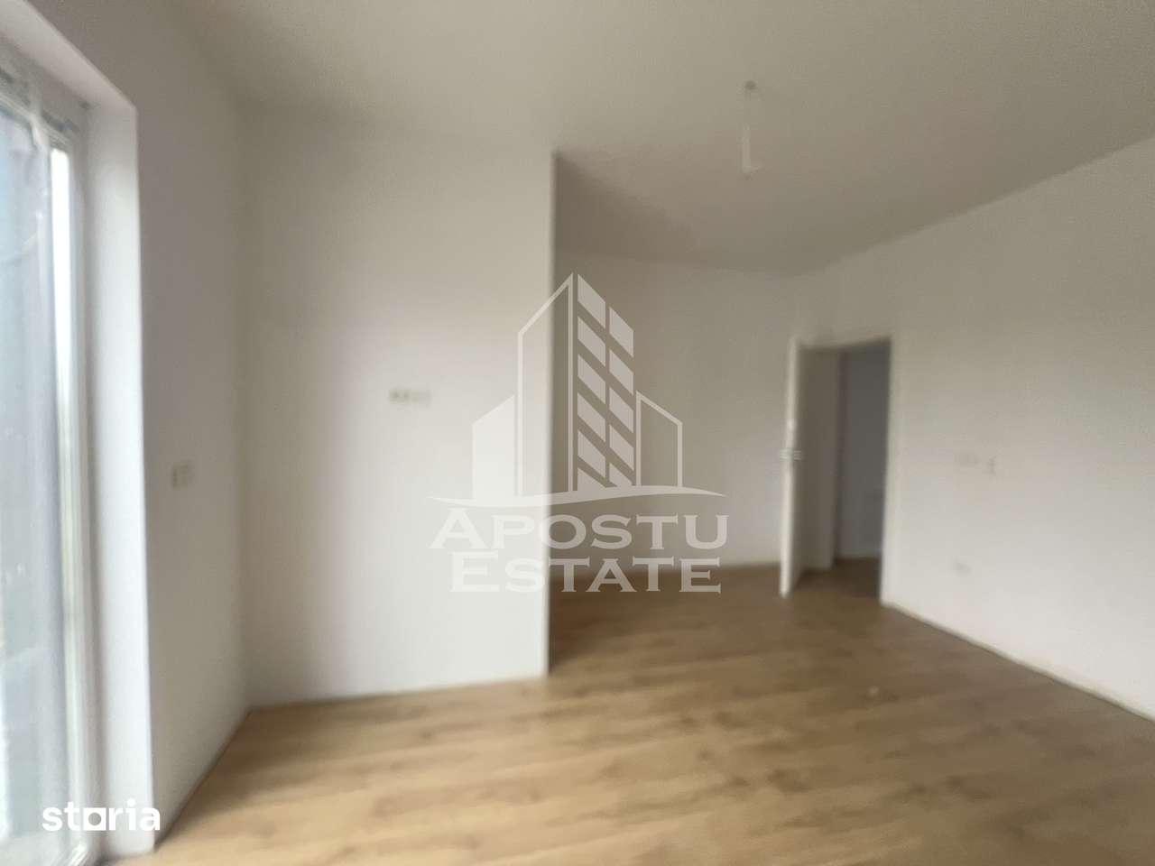 Duplex modern Covaci cu curte de 370 mp - Imagine principală: 3/13