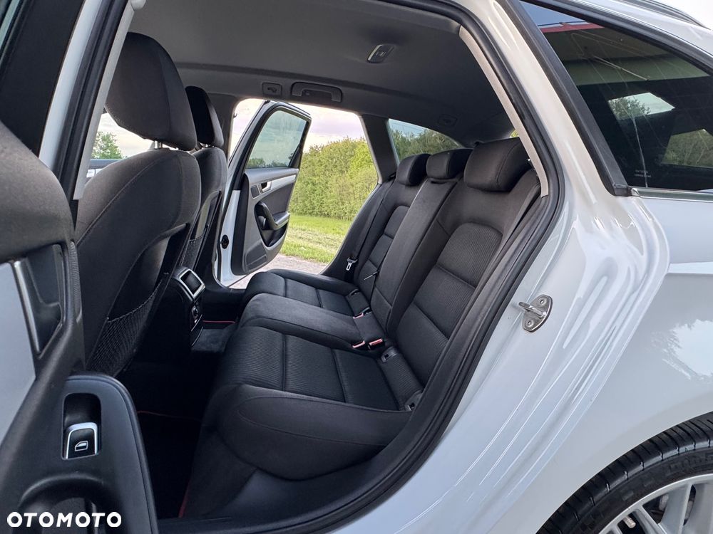 Audi A4 Avant 2.0 TDI DPF S line Sportpaket - 32