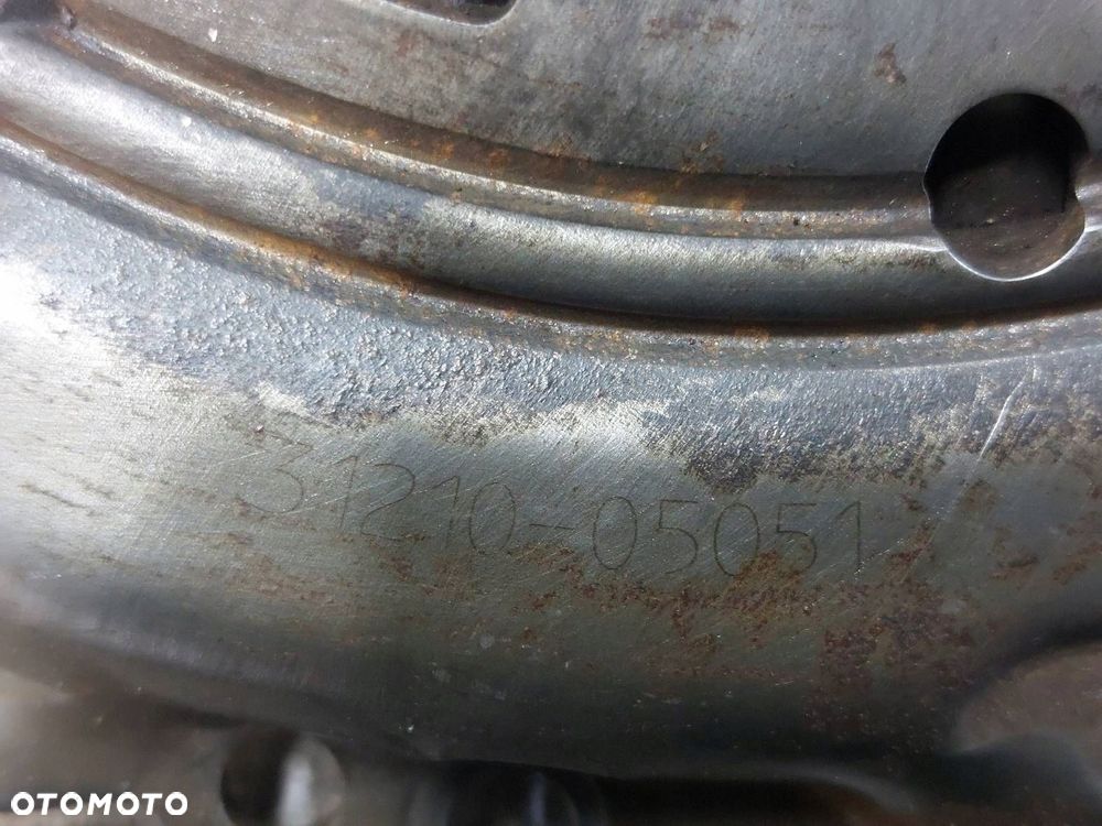 KOŁO DWUMASOWE TARCZA DOCISK ŁOŻYSKO COROLLA VERSO II 2.0 D4D - 12