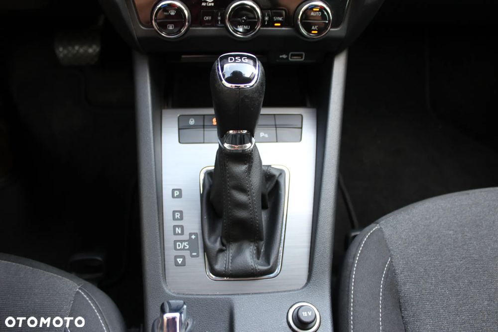 Skoda Octavia 2.0 TDI DSG First Edition - 35