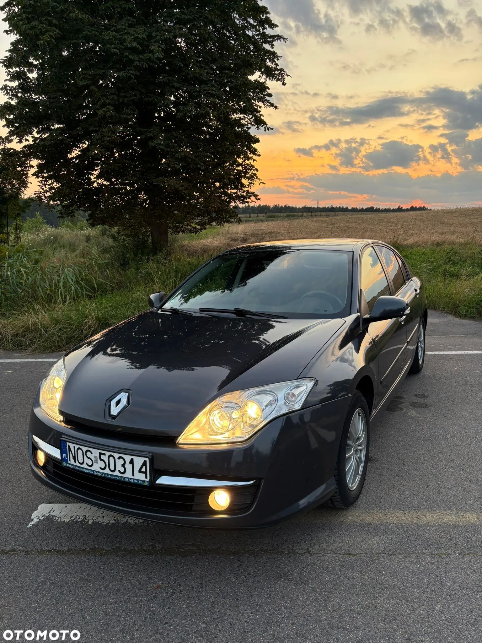 Renault Laguna - 1