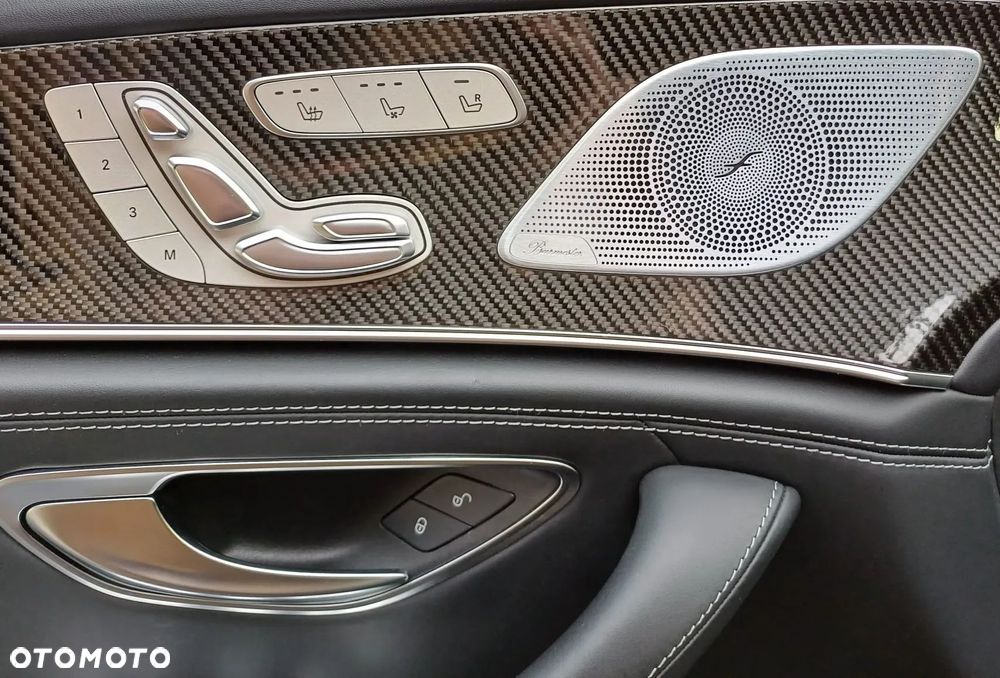 Mercedes-Benz AMG GT 63 S 4Matic+ Speedshift MCT 9G - 18