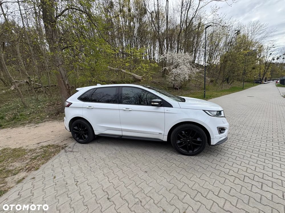 Ford Edge 2.0 TDCi Bi-Turbo 4x4 ST-LINE - 4