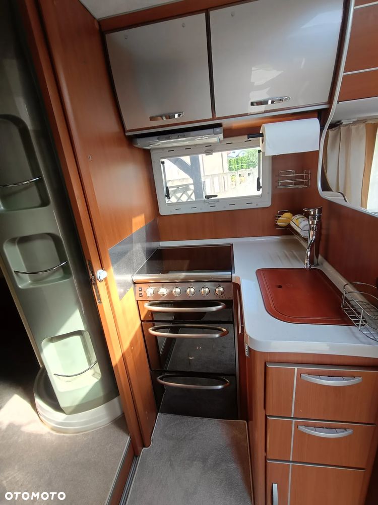 McLOUIS Ducato - 21
