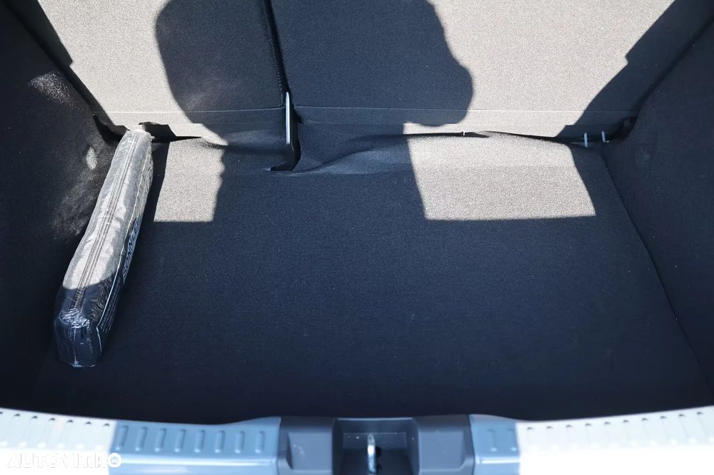 Dacia Sandero SCe 65 Essential - 21