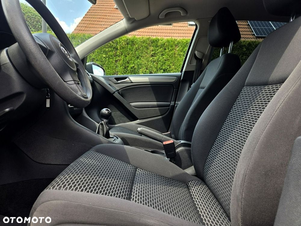 Volkswagen Golf 1.6 TDI Trendline - 8